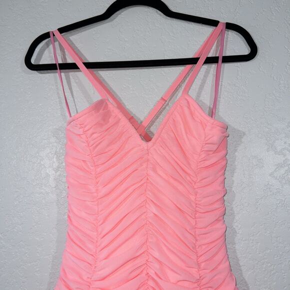 NWT Elliatt Sugarpink‎ Bodycon Katarina Ruched Mesh Midi Dress Small - Picture 2 of 6